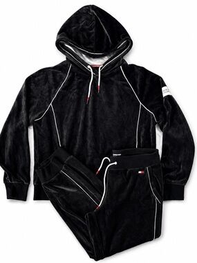 Tommy Hilfiger cozy Black Velour Hoodie & Jogger Set